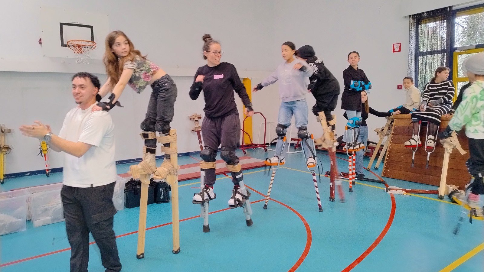 29289285 16A0 423F 8A9a D7bc6ac3d722