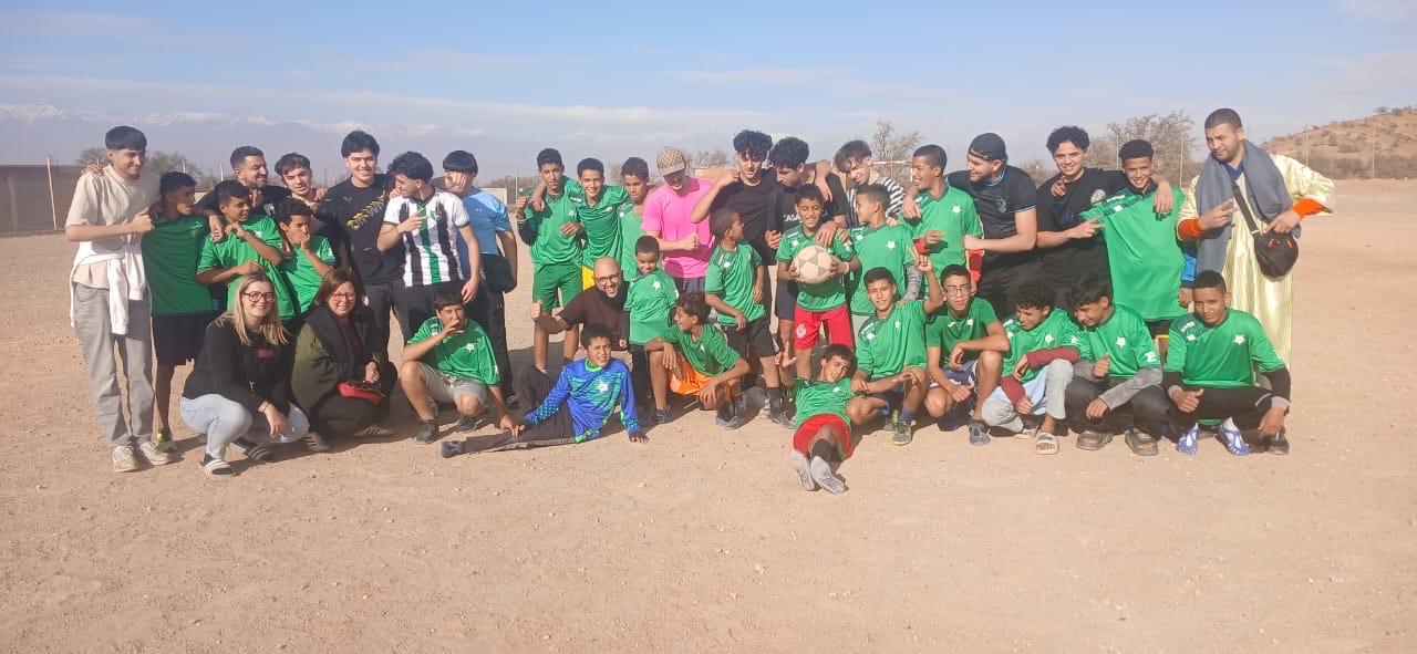 Voetballen Met Kinderen (1)